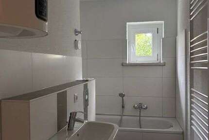 Wohnung zum Mieten in Leuna 368 € 41.35 m² 2 zimmer