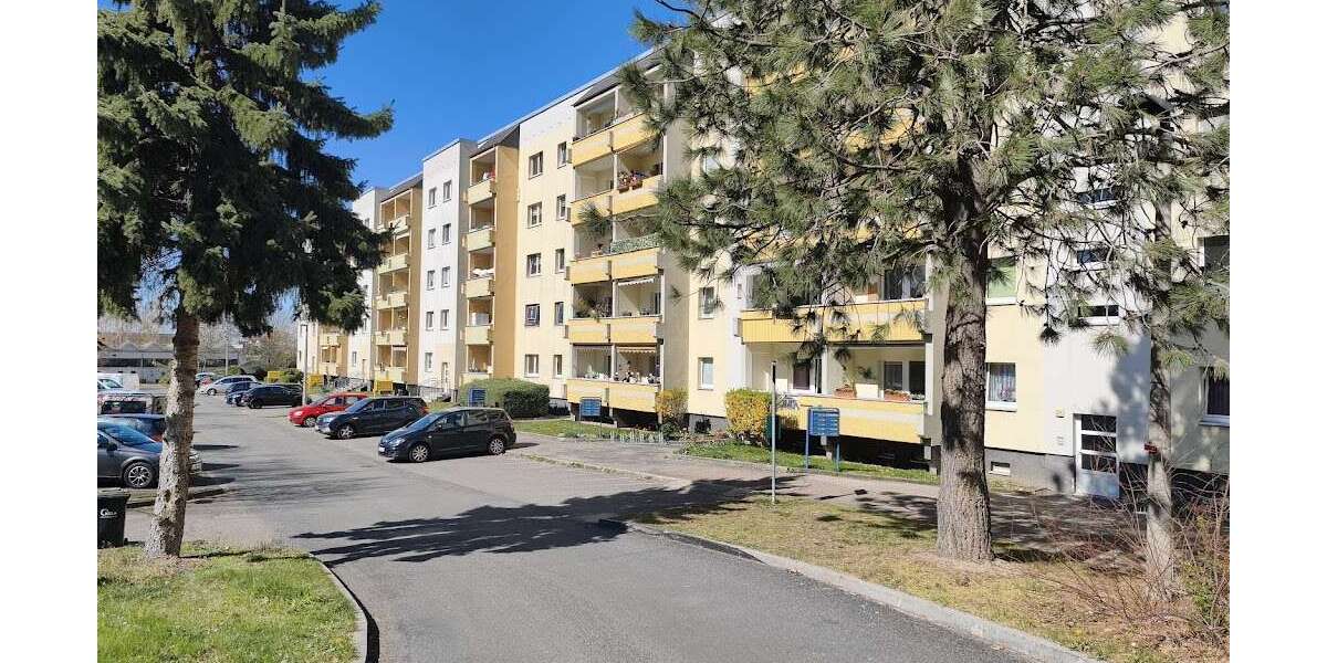 Etagenwohnung Bad Lausick - 4 Zimmer, 82 m&sup2;, 451&euro; | Angebot:26335194