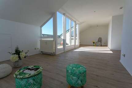 Über den Dächern von Altlindenau: 3-Raum-Wohnung mit uneinsehbarer Loggia und Stellplatz 3 zimmer