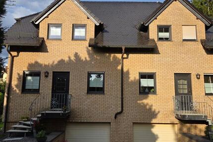 Doppelhaus 1220 m² Grundstück Tiefgarage Klinkerfassade 5 zimmer