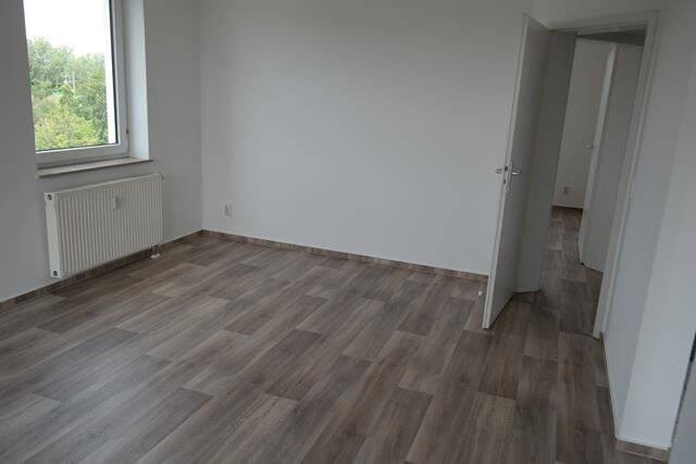 Etagenwohnung Leuna - 3 Zimmer, 70 m&sup2;, 109.000&euro; | Angebot:26473173