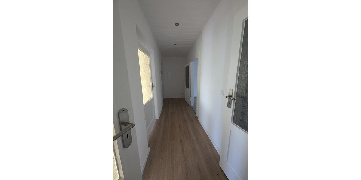 Etagenwohnung Bennewitz - 3 Zimmer, 69 m&sup2;, 499&euro; | Angebot:25305134