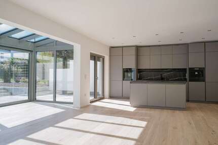 Haus Leipzig Gohlis-Süd - 3 Zimmer, 154 m&sup2;, 2.300&euro; | Angebot:27313263