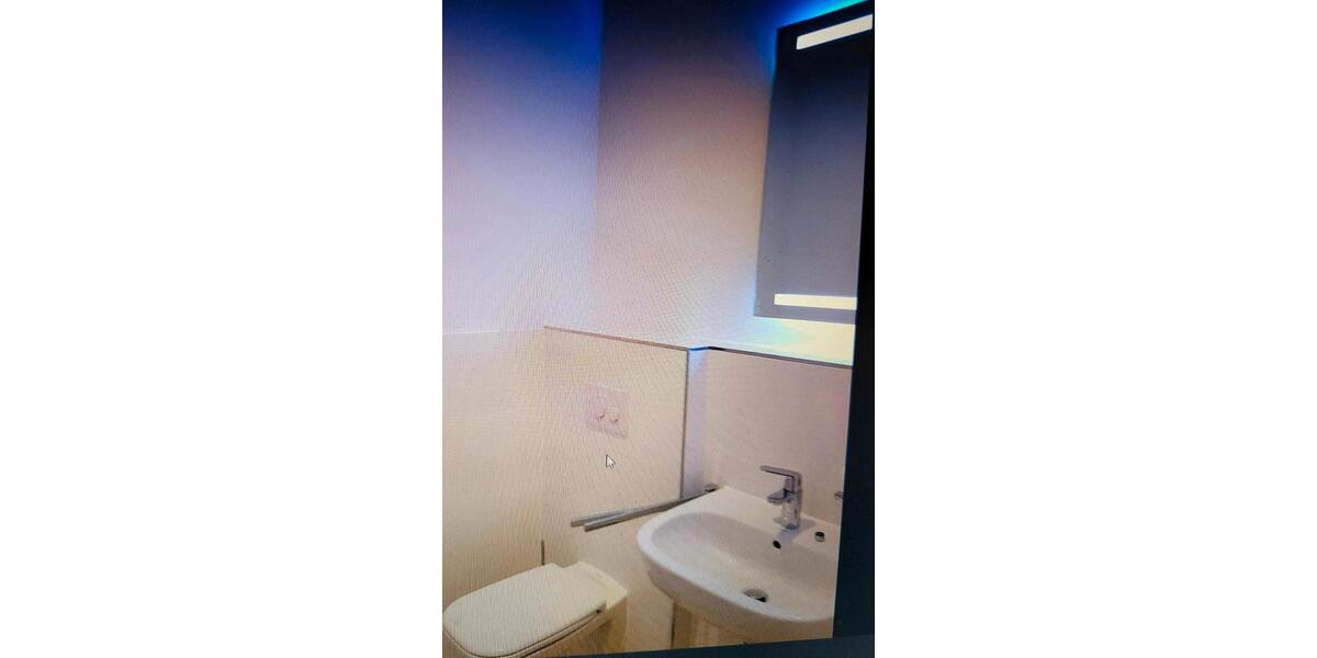 Dachgeschoßwohnung Leipzig Nordost - 4 Zimmer, 140 m&sup2;, 1.990&euro; | Angebot:25895805