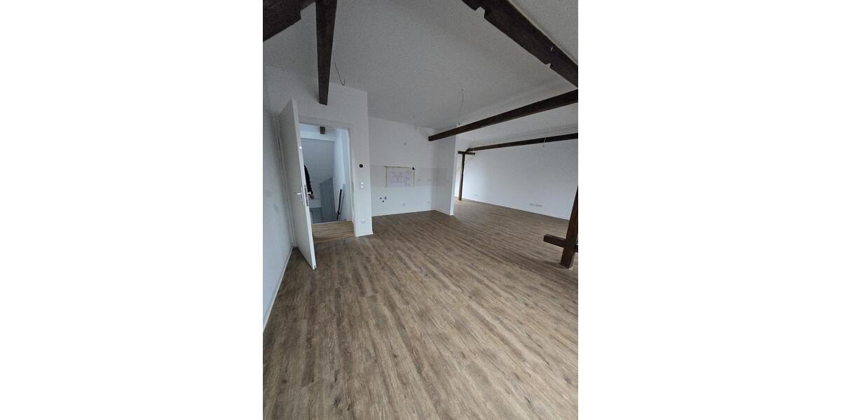 Dachgeschoßwohnung Leipzig Nordost - 2 Zimmer, 79 m&sup2;, 599&euro; | Angebot:25697163