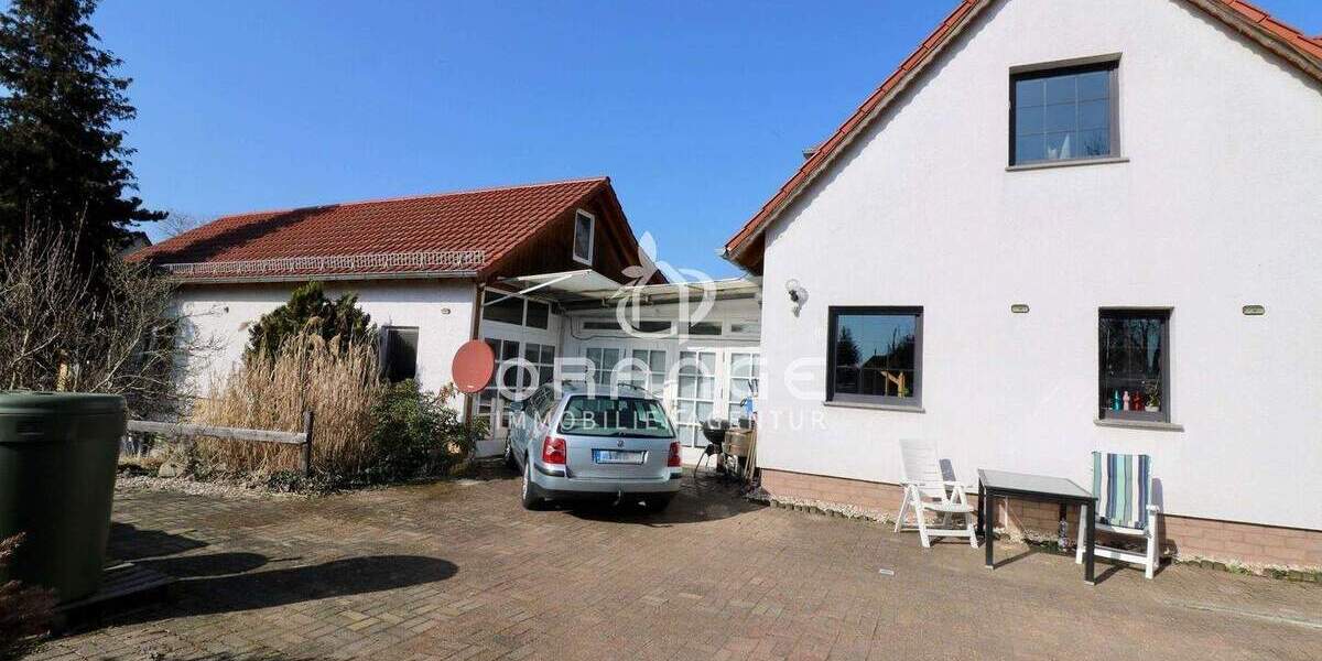 Mehrfamilienhaus, Wohnhaus Leipzig- Burghausen / Rückmarsdorf Burghausen-Rückmarsdorf - 9 Zimmer, 240 m&sup2;, 675.000&euro; | Angebot:25815670