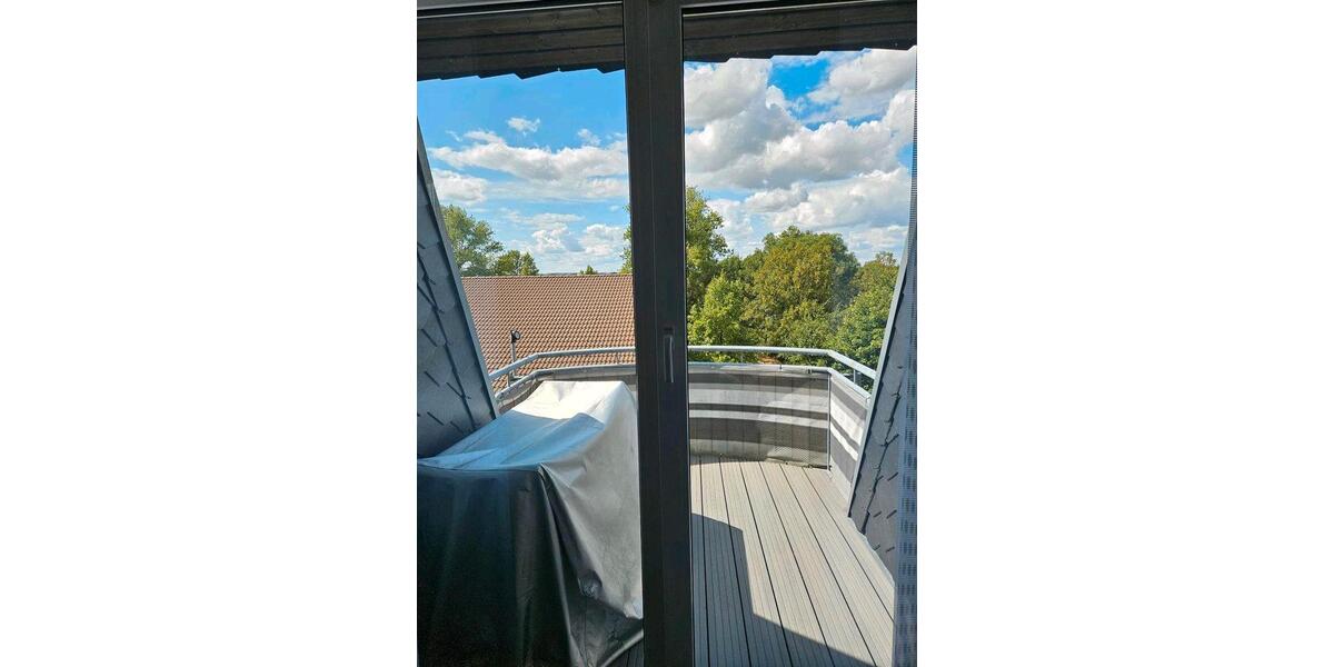 Dachgeschoßwohnung Bad Dürrenberg - 2 Zimmer, 61 m&sup2;, 105.000&euro; | Angebot:26697231