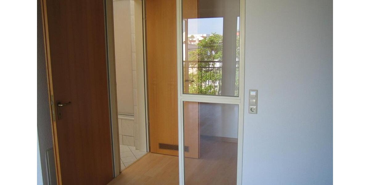 Dachgeschoßwohnung Leipzig Süd - 1.5 Zimmer, 43 m&sup2;, 125.000&euro; | Angebot:26481049
