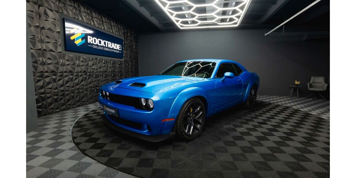 Dodge Challenger 14.195 km 42.990 &euro; Leipzig 04178