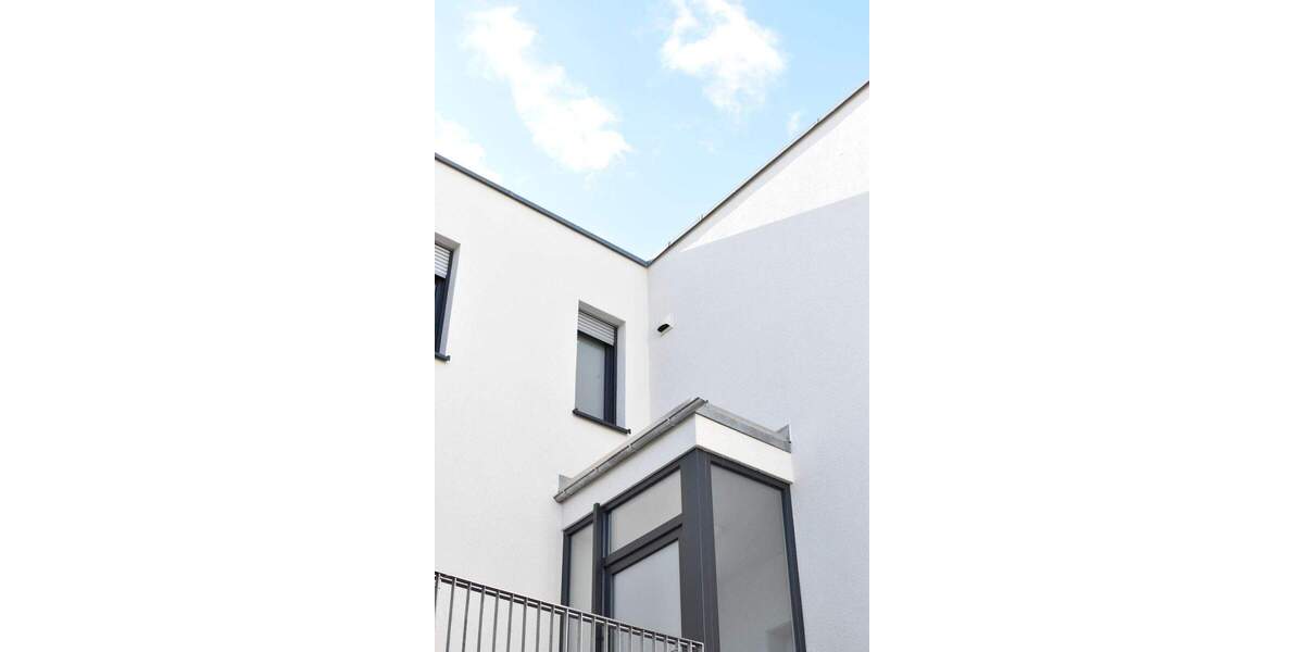 Etagenwohnung Leipzig Leutzsch - 2 Zimmer, 80 m&sup2;, 1.090&euro; | Angebot:25819037