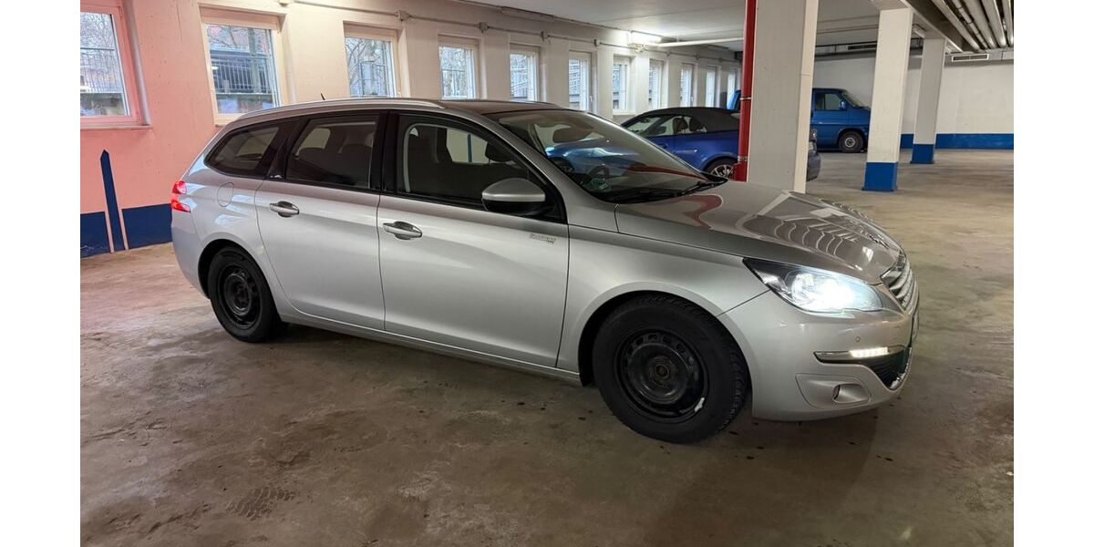 Peugeot 308 207.508 km 4.500 &euro; Leipzig 04107