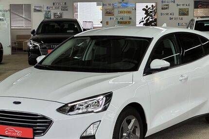 Ford Focus 63.508 km 15.990 &euro; Taucha bei Leipzig 04425