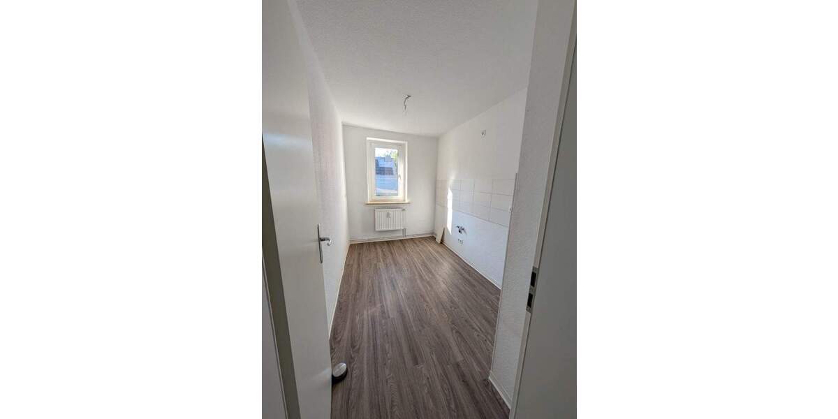 Etagenwohnung Schkeuditz Dölzig - 3 Zimmer, 56 m&sup2;, 504&euro; | Angebot:25663824