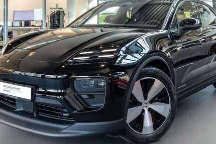 Porsche Macan 8.900 km 79.850 € Leipzig 04356