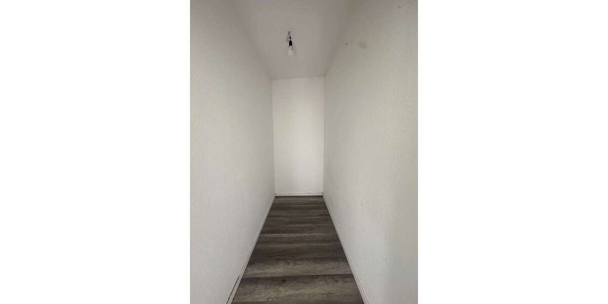 ++Große und Helle 3-Raumwohnung im Dachgeschoss++ 3 zimmer