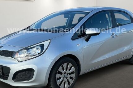 Kia Rio 185.108 km 2.999 &euro; Brehna 06796