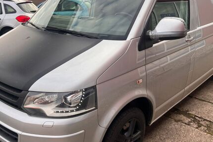 VW T5 Transporter 212.000 km 11.400 € Leipzig / Holzhausen 04288