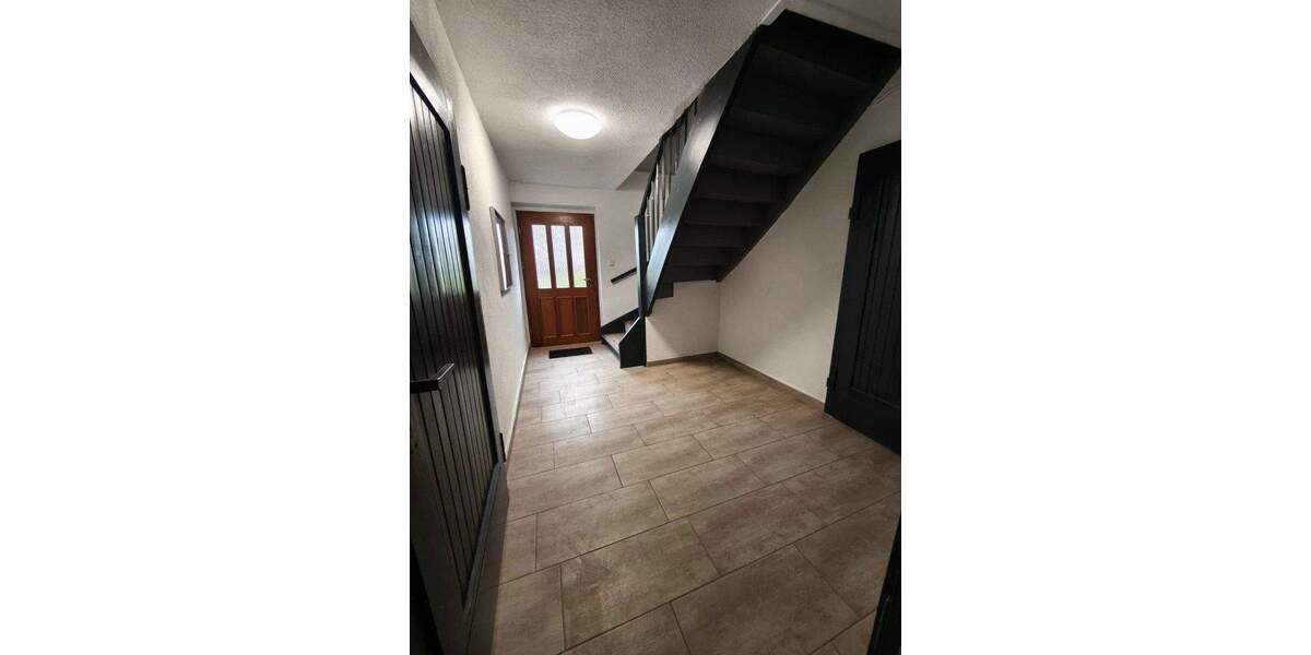 Mehrfamilienhaus, Wohnhaus Hohenmölsen Granschütz - 165.000&euro; | Angebot:25910305