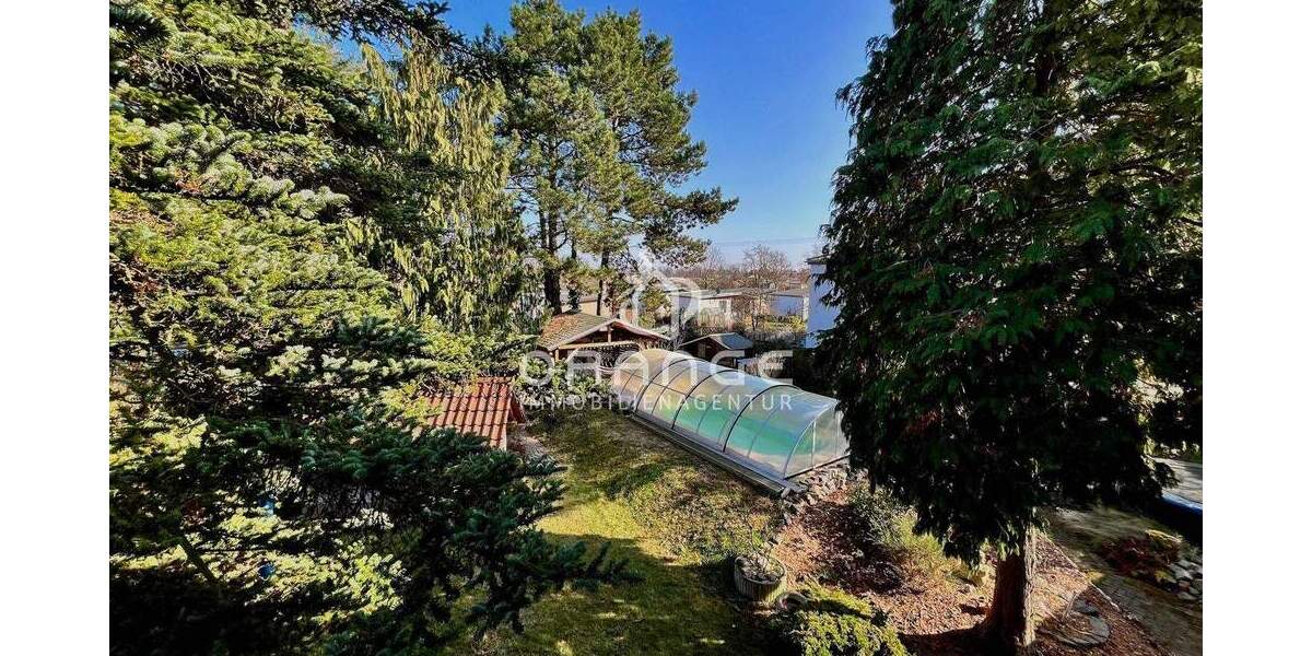 Mehrfamilienhaus, Wohnhaus Leipzig- Burghausen / Rückmarsdorf Burghausen-Rückmarsdorf - 9 Zimmer, 240 m&sup2;, 675.000&euro; | Angebot:25815670