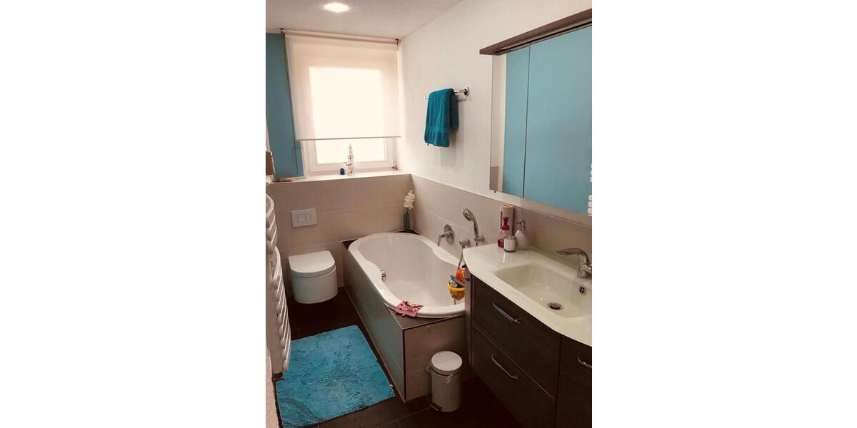 Etagenwohnung Hohenmölsen - 7 Zimmer, 150 m&sup2;, 149.000&euro; | Angebot:26827525