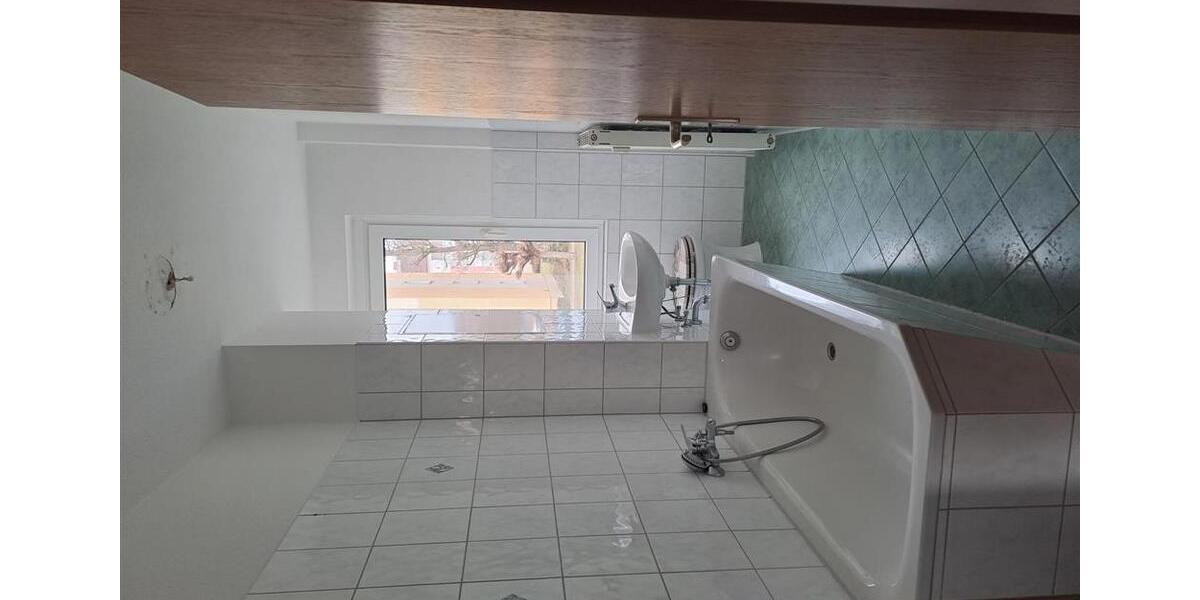 Etagenwohnung Sandersdorf-Brehna Brehna - 4 Zimmer, 75 m&sup2;, 455&euro; | Angebot:25056071