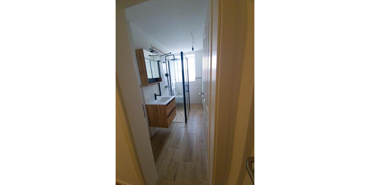 Etagenwohnung Hohenmölsen - 3 Zimmer, 61 m&sup2;, 70.000&euro; | Angebot:26701386