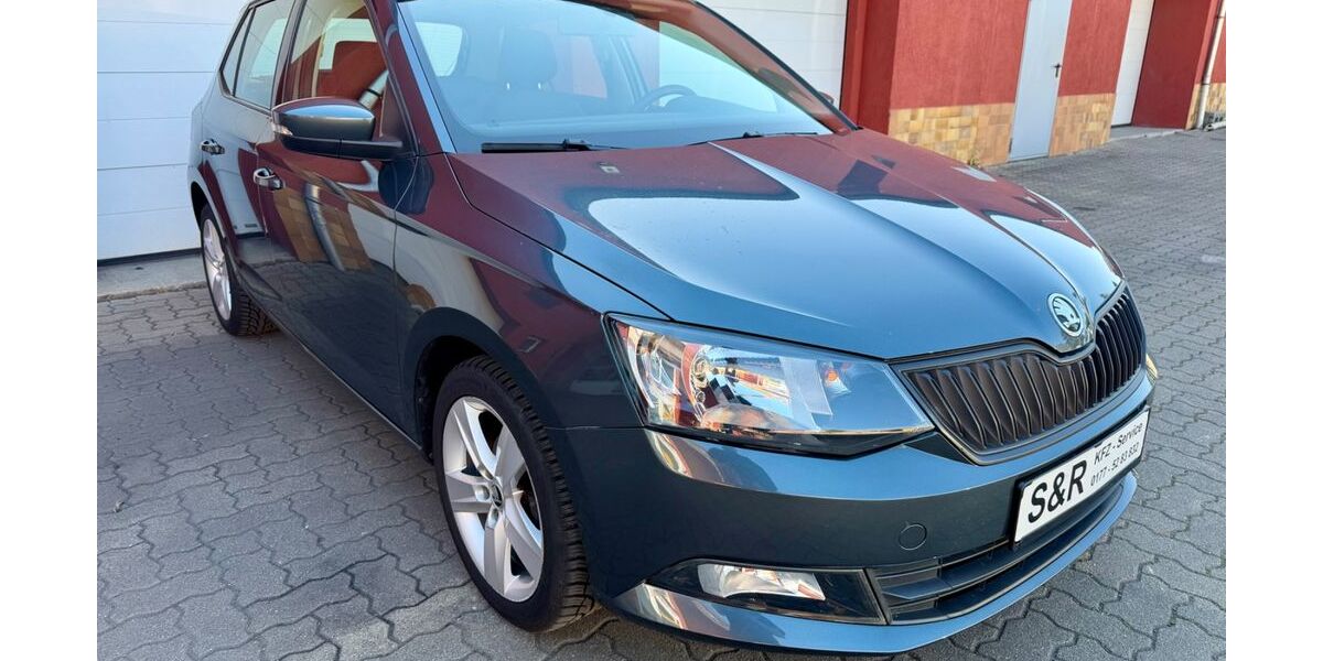 Skoda Fabia 98.120 km 7.600 &euro; Leipzig 04158