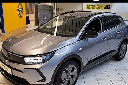 Opel Grandland (X) 5.600 km 24.690 &euro; Eilenburg 04838