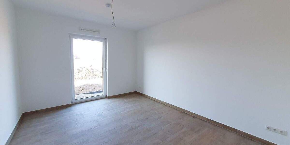 Bungalow Löbnitz - 4 Zimmer, 110 m&sup2;, 1.500&euro; | Angebot:25665788