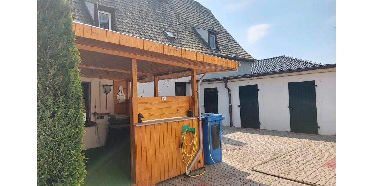 Einfamilienhaus Delitzsch - 10 Zimmer, 200 m&sup2;, 170.000&euro; | Angebot:26636009