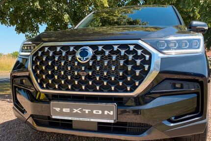 SsangYong REXTON 115.592 km 25.490 &euro; Grimma 04668