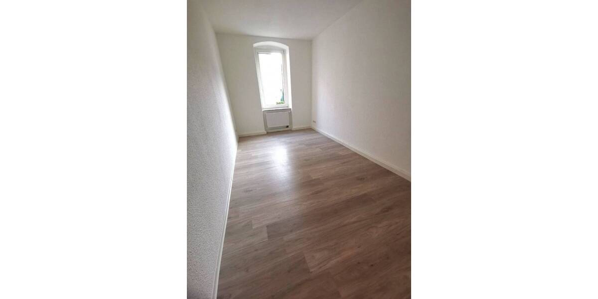 Etagenwohnung Eilenburg - 3 Zimmer, 76 m&sup2;, 623&euro; | Angebot:23326665