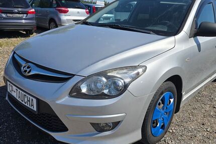 Hyundai i30 181.000 km 1.990 &euro; Taucha 04425