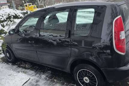 Skoda Roomster 180.000 km 2.100 &euro; Brandis 04821