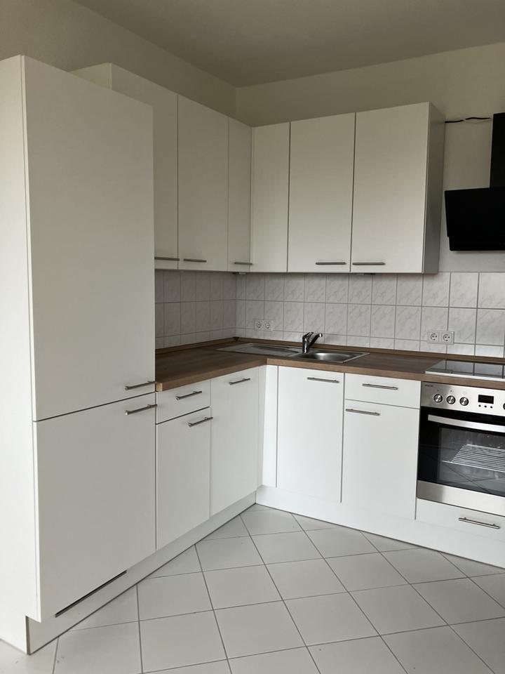 3 Zimmerwohnung mit Balkon und EBK zimmer