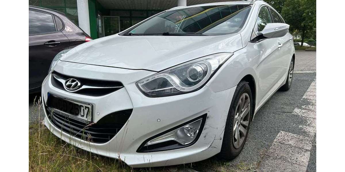 Hyundai i40 221.000 km 4.390 &euro; Leipzig 04347