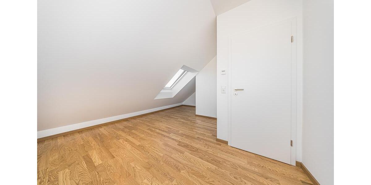 Doppelhaushälfte Taucha - 5 Zimmer, 132 m&sup2;, 1.950&euro; | Angebot:23738295