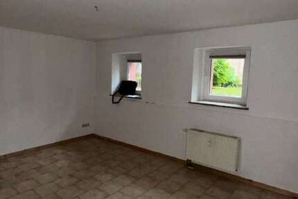 Wohnung zum Mieten in Halle (Saale) 315 € 42 m²