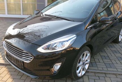 Ford Fiesta 93.000 km 8.490 &euro; Lucka 04613
