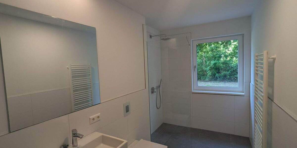 Etagenwohnung Leipzig Neustadt-Neuschönefeld - 2 Zimmer, 63 m&sup2;, 949&euro; | Angebot:25691555