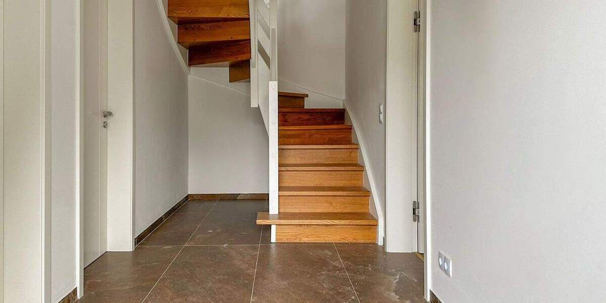 Reihenendhaus Leipzig Holzhausen - 4 Zimmer, 122 m&sup2;, 1.950&euro; | Angebot:25673843