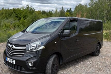 Opel Vivaro 199.999 km 10.500 &euro; Leipzig 04105