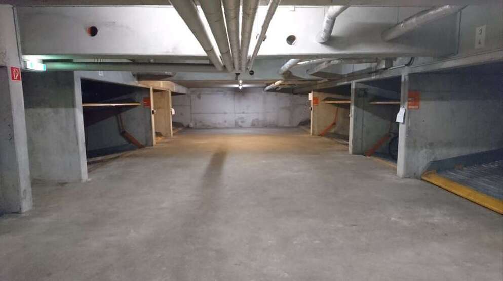 Duplex-Tiefgaragenstellplatz Kleiststr. 4
