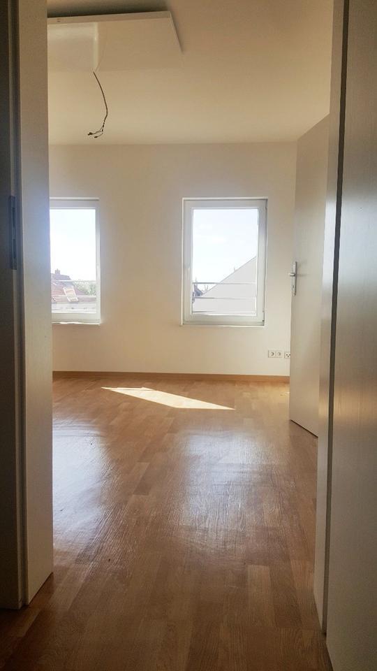 Kuschelig mit Holzbalken + ZENTRAL & GEMÜTLICH + viele DACHSCHRÄGEN zimmer