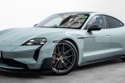 Porsche Taycan 3.724 km 185.800 &euro; Leipzig 04356