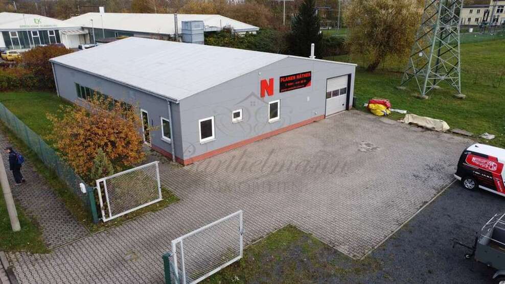 Halle in Leipzig Lützschena-Stahmeln 430.000 € 300 m²