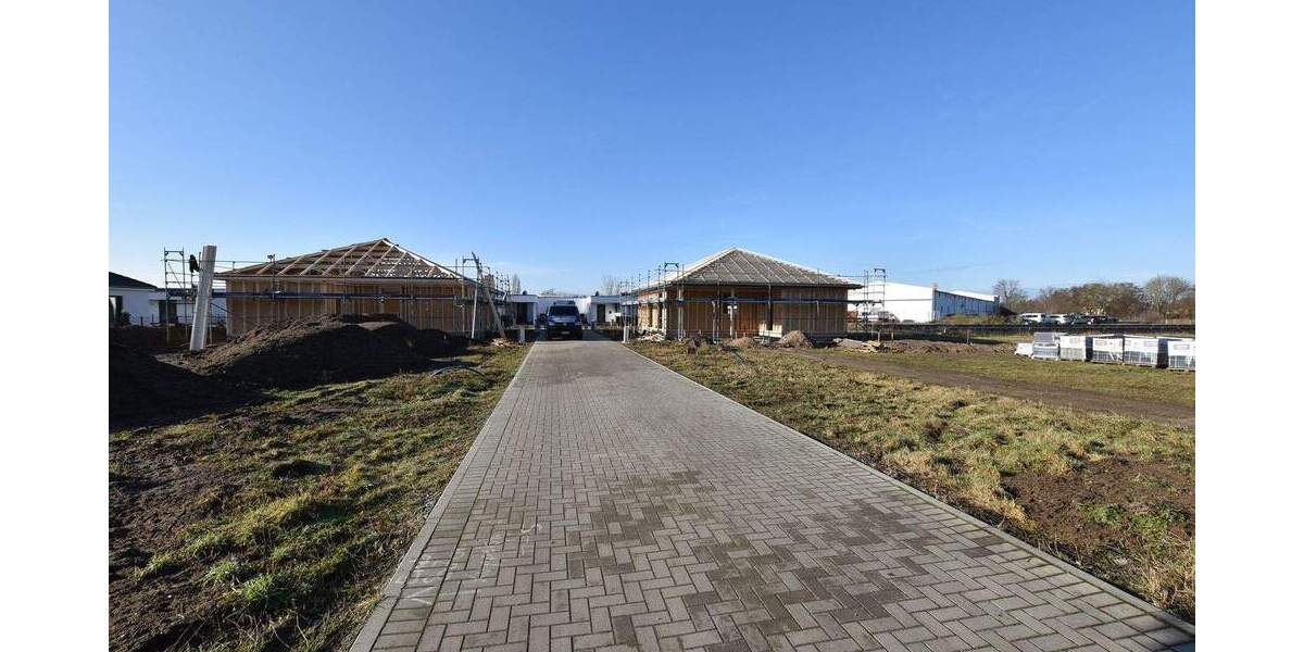 Bungalow Löbnitz - 4 Zimmer, 130 m&sup2;, 1.400&euro; | Angebot:25796562