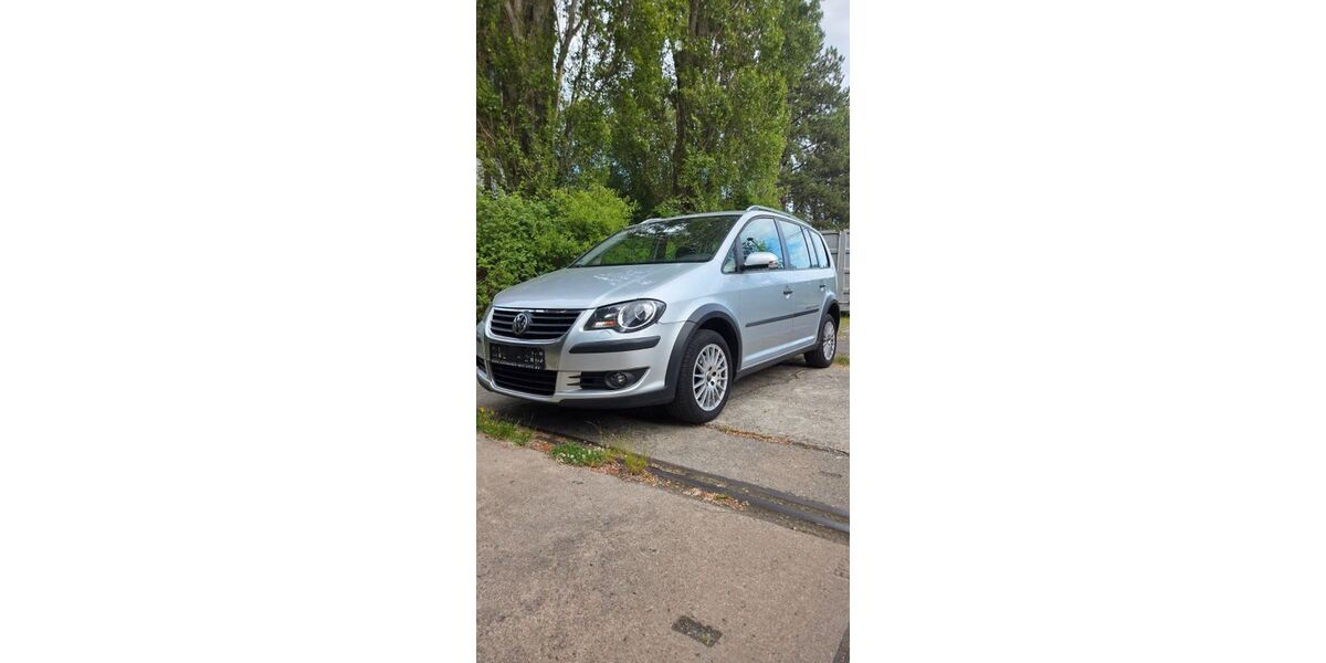 VW Touran 270.000 km 3.800 &euro; Leipzig 04319