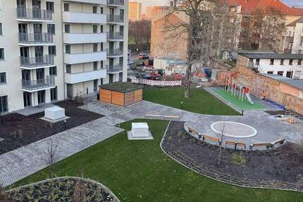 von Privat - Erstbezug - urban & ruhig zugleich, flexible 3,5 Zimmer, Balkon, EBK, TG 4 zimmer