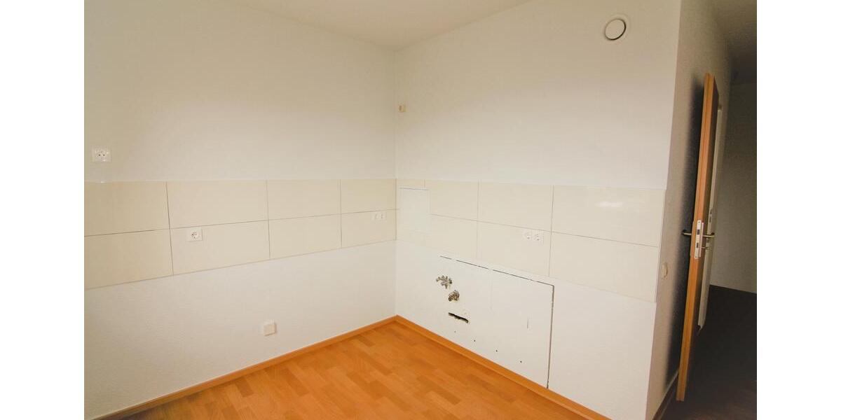 Etagenwohnung Wurzen - 2.5 Zimmer, 63 m&sup2;, 345&euro; | Angebot:25921327